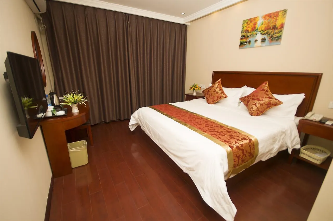 Greentree Inn Henan Jiaozuo Mengzhou Huifeng Road Express Hotel